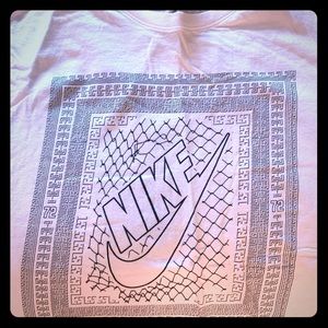 Boys Nike tee